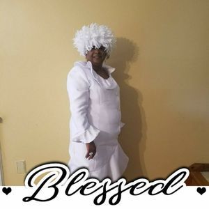 Meet your Posher, Shirley